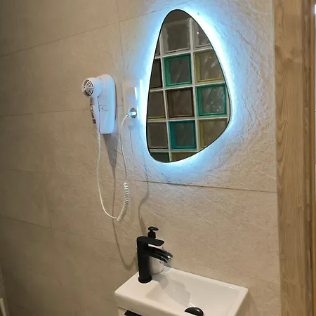 בית אירוח Con Hermosas Vistas A בילבאו