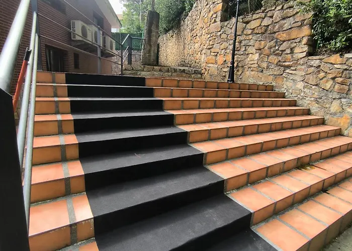 Con Hermosas Vistas A Homestay Bilbao