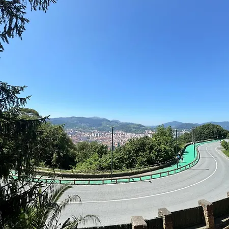 ホームステイ Con Hermosas Vistas A